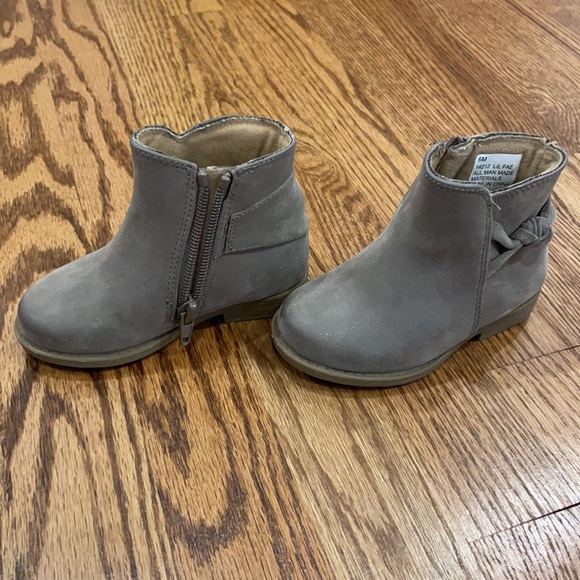 Booties - Picture 3 of 4